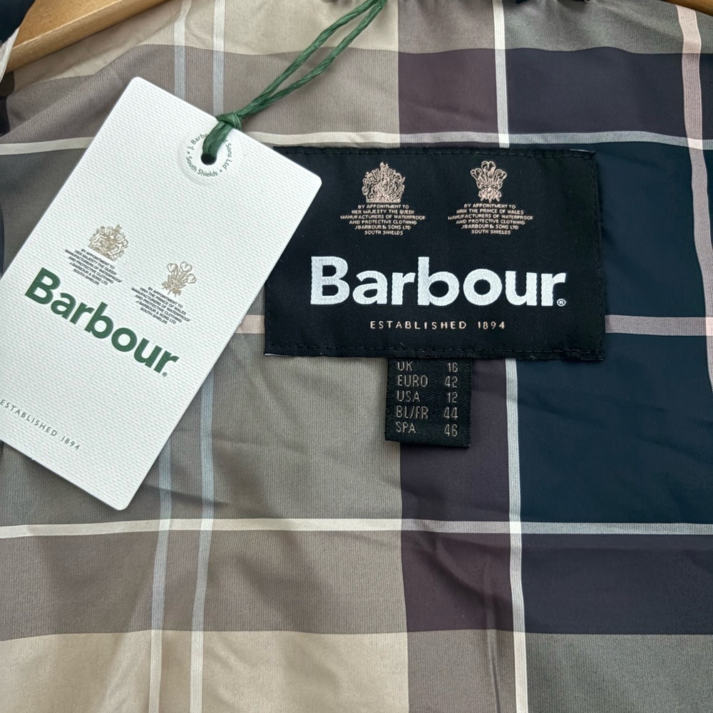 🆕Barbour Yarrow Quilted Jacket Size 12/Euro 42 NWT - Picture 8 of 12